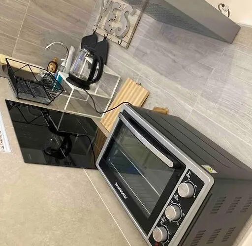 Center And Station *