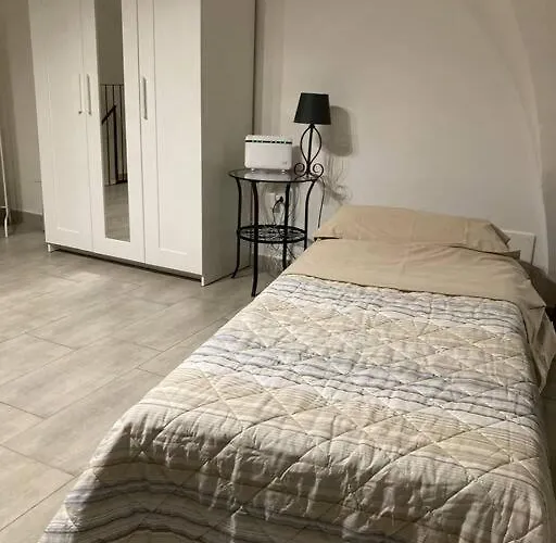 Center And Station Bari